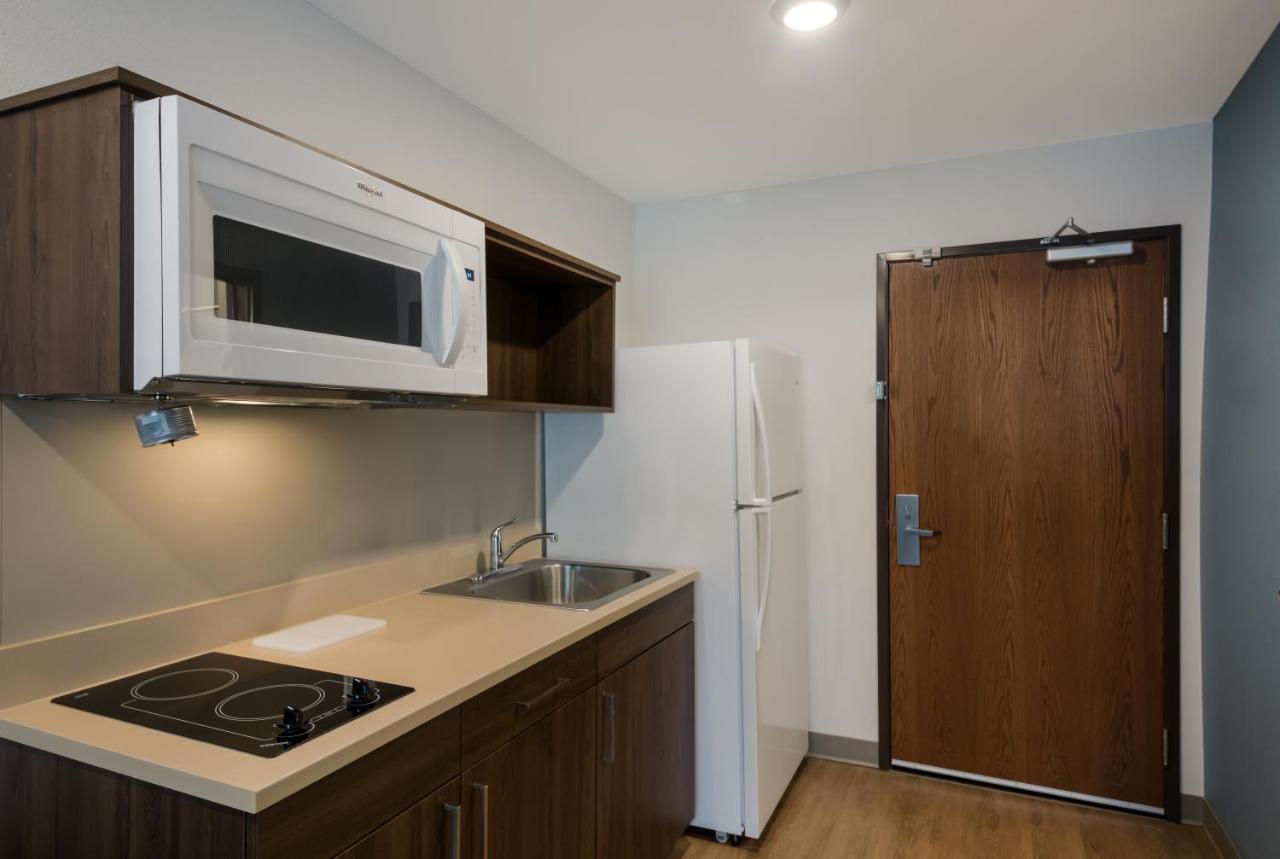 Woodspring Suites Austin Central Экстерьер фото