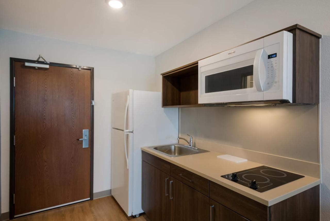 Woodspring Suites Austin Central Экстерьер фото